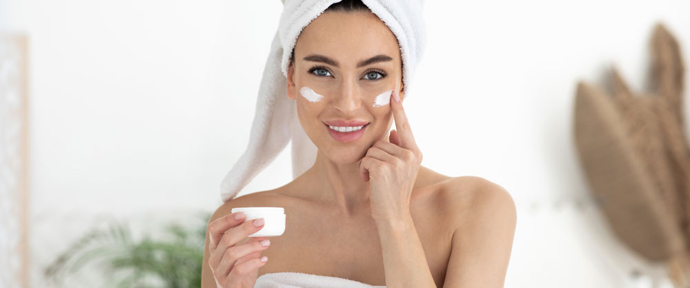 Permanent Make-up: Vorbereitung, Haltbarkeit und Pflege