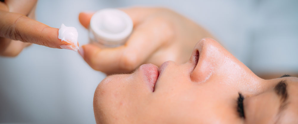 Schutz und Schönheit: Warum LSF nach Beauty-Behandlungen entscheidend ist
